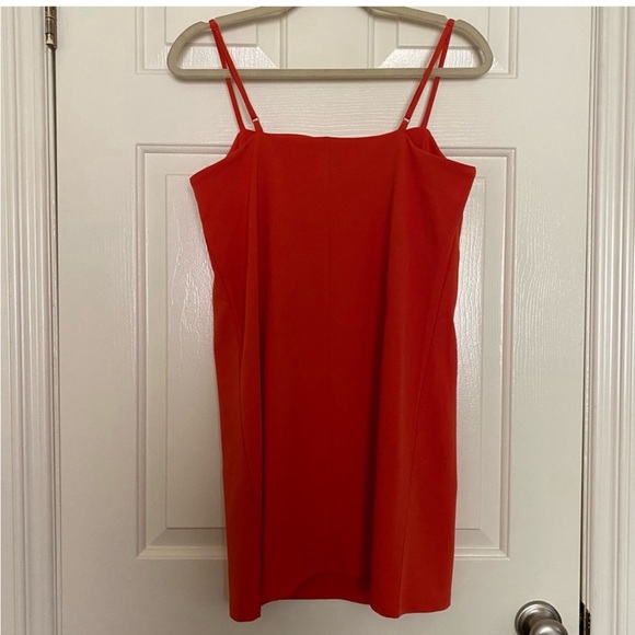 Red Square Neck Spaghetti Strap Shift Dress by H&M - Picture 3 of 3